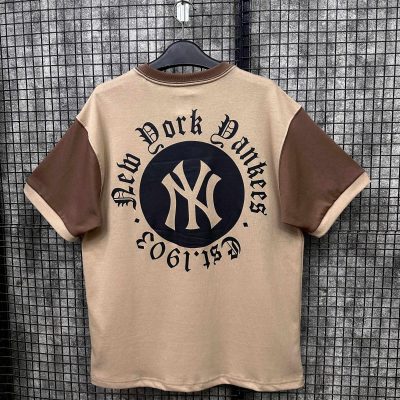 Áo Thun New Era New York Yankees Nâu Logo Đen *13334577*