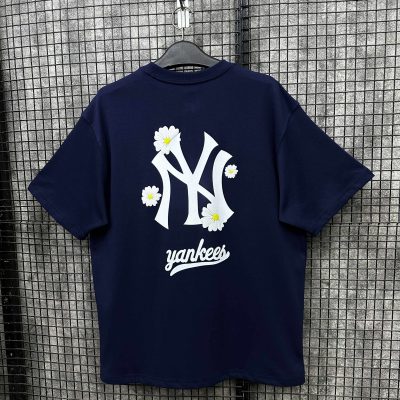 Áo Thun New Era New York Yankees Xanh Navi Hoa Trắng *13765214*