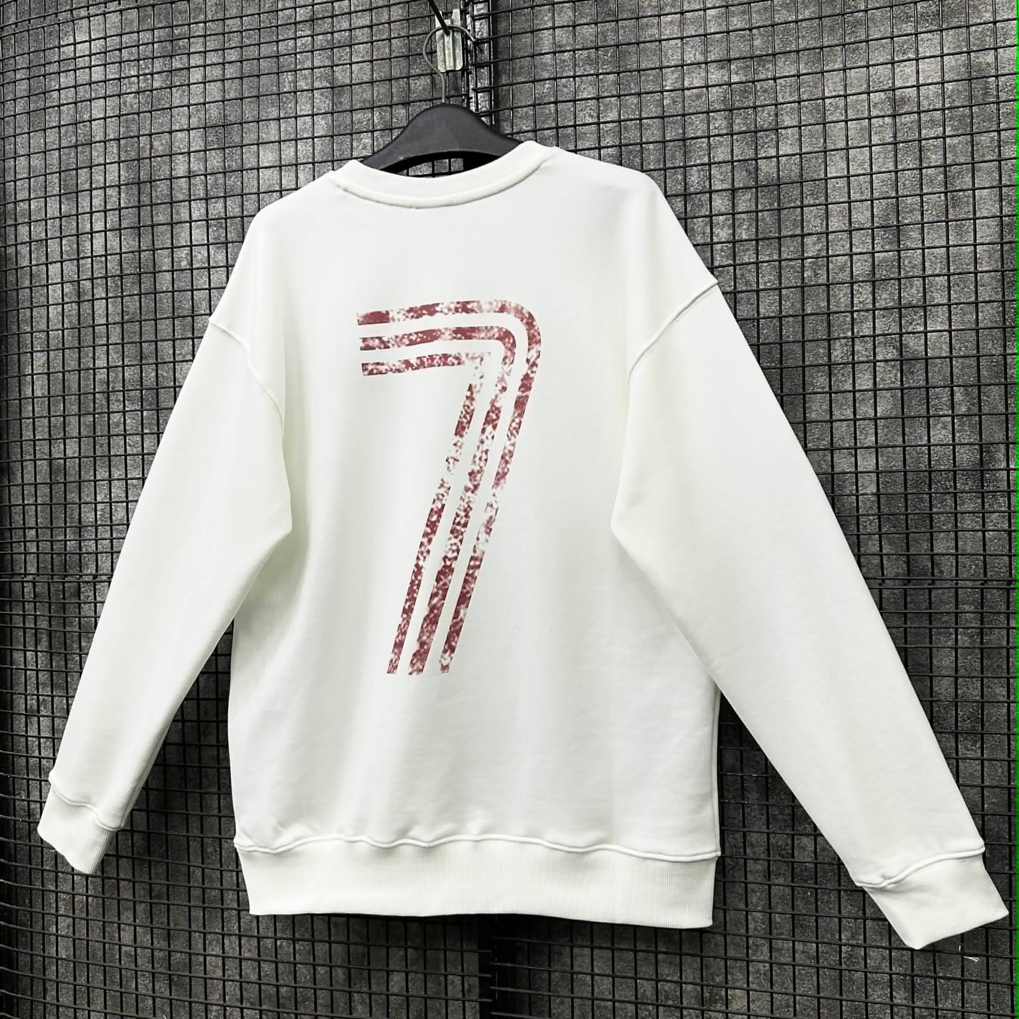 590219296_2684605111879667_947716024817090742_n