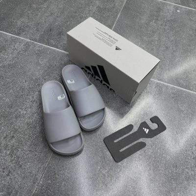 Dép adidas Dép adilette Lumia - Bạc *JP9581*