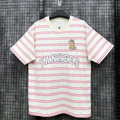 Áo Thun New Era New York Yankees Trắng Gấu Sọc Hồng *1898529*